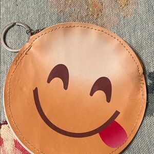 Smiley Face Coin Pouch - Tan